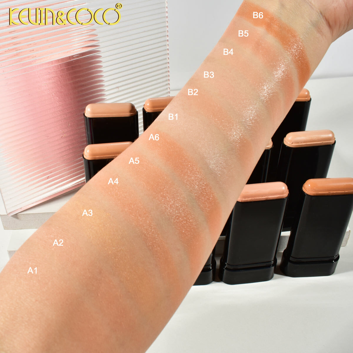 FOND DE TEINT STICK 12 COULEURS KEVIN & COCO