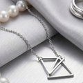 Collier avec Pendentif Argenté en Acier inoxydable de haute qualité – Double Triangle