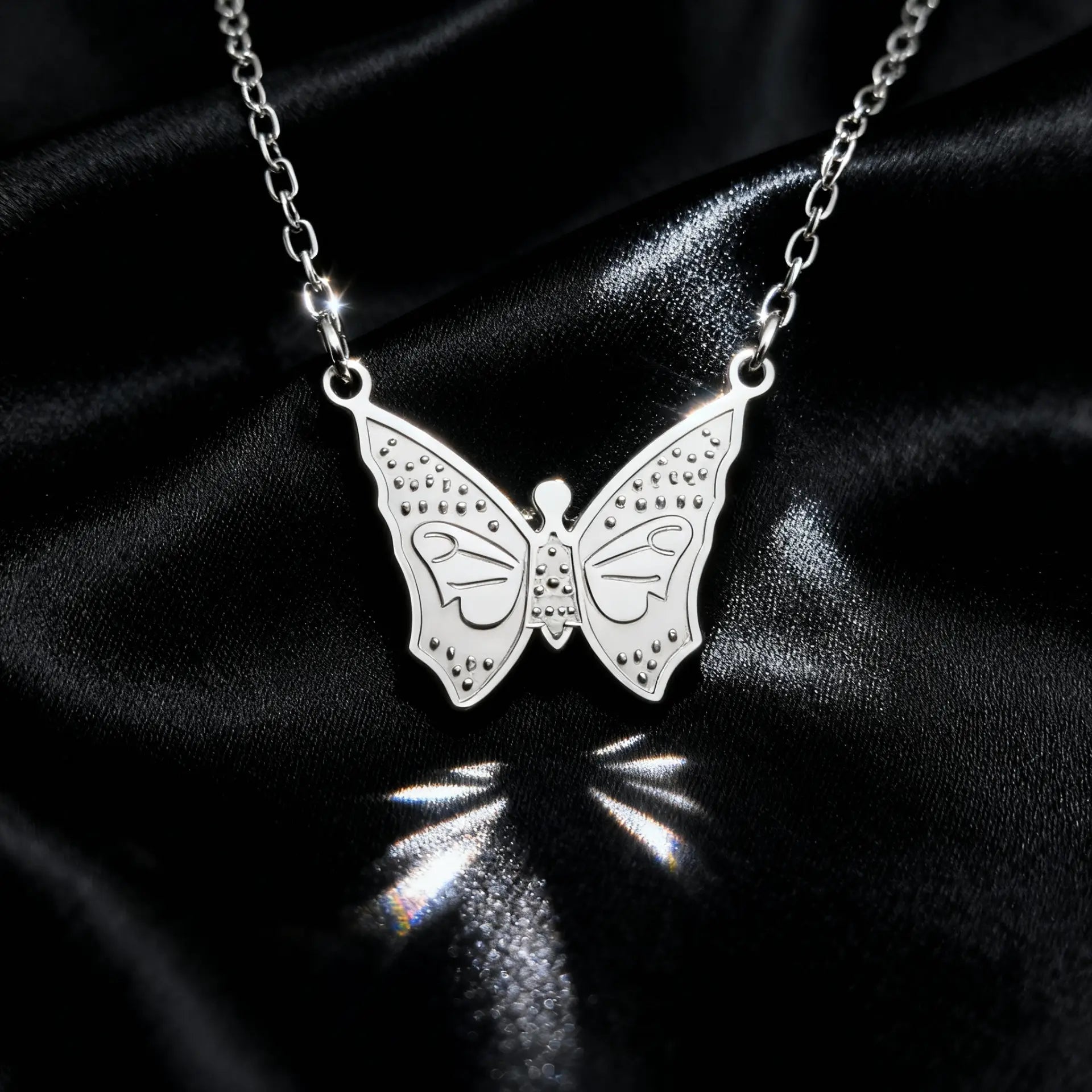 Collier Avec Pendentif Papillon – Argenté