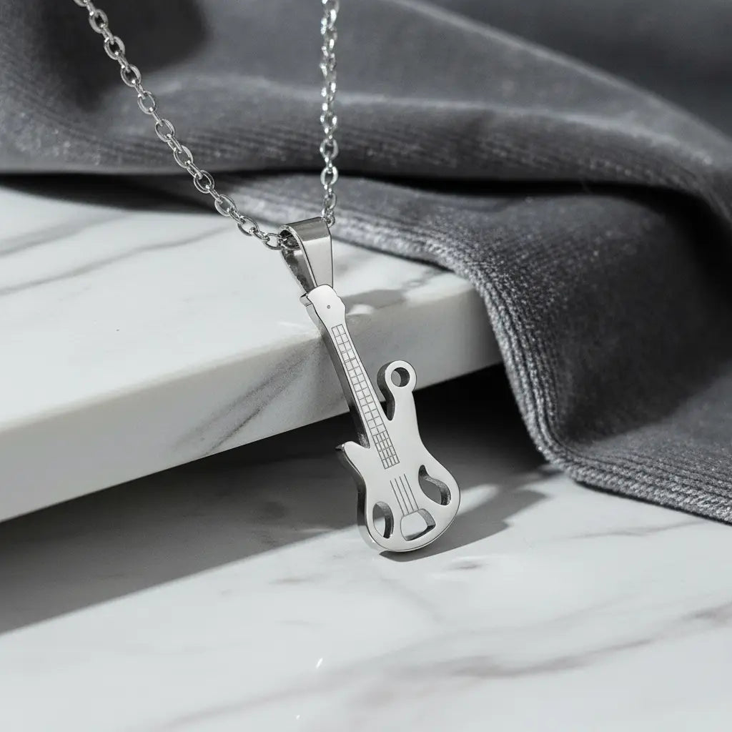 Collier Avec Pendentif Guitare – Argenté