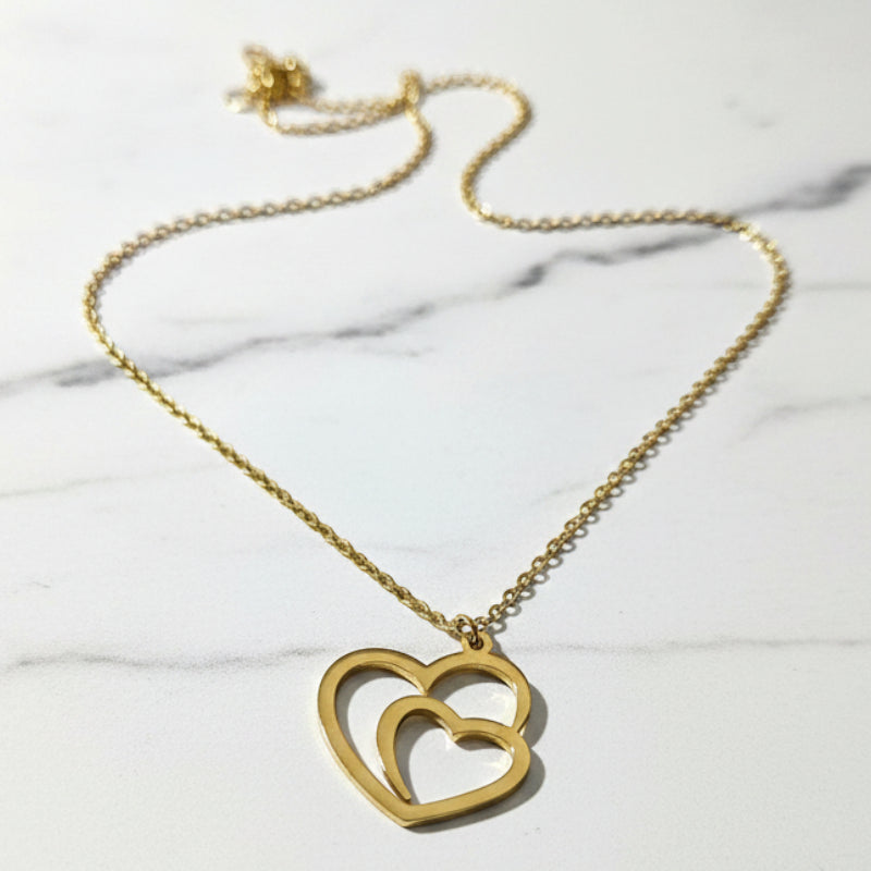 Collier Pendentif “Amour Uni” Doré💎Acier Inoxydable de Haute Qualité